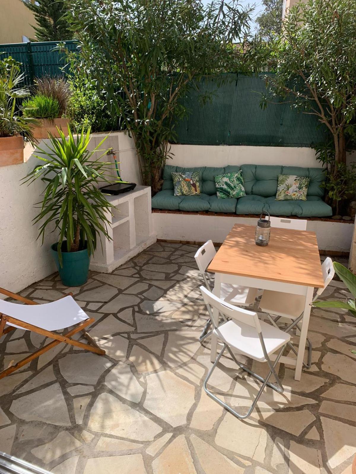Bright With Small Terrace Appartement Fréjus