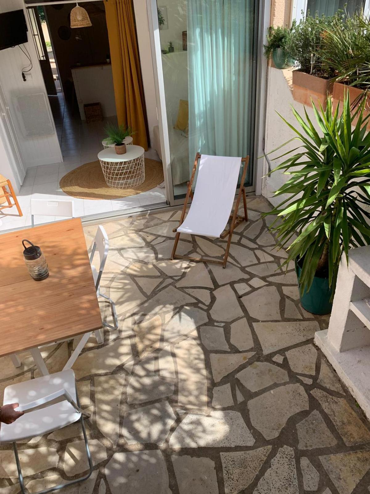 Bright With Small Terrace